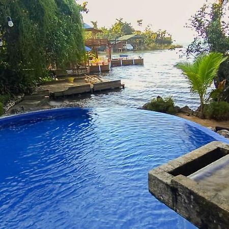Casa Caribe Hotel Rio Dulce Eksteriør billede