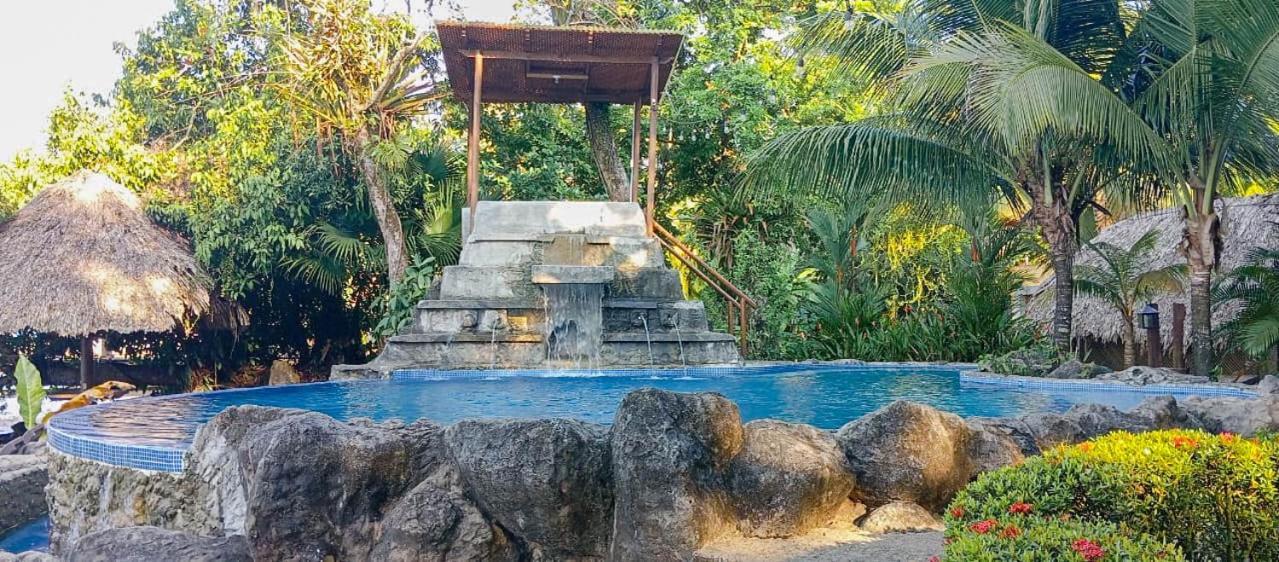 Casa Caribe Hotel Rio Dulce Eksteriør billede