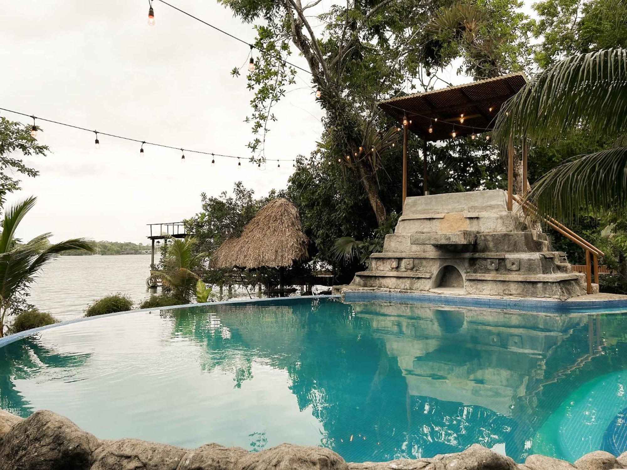 Casa Caribe Hotel Rio Dulce Eksteriør billede